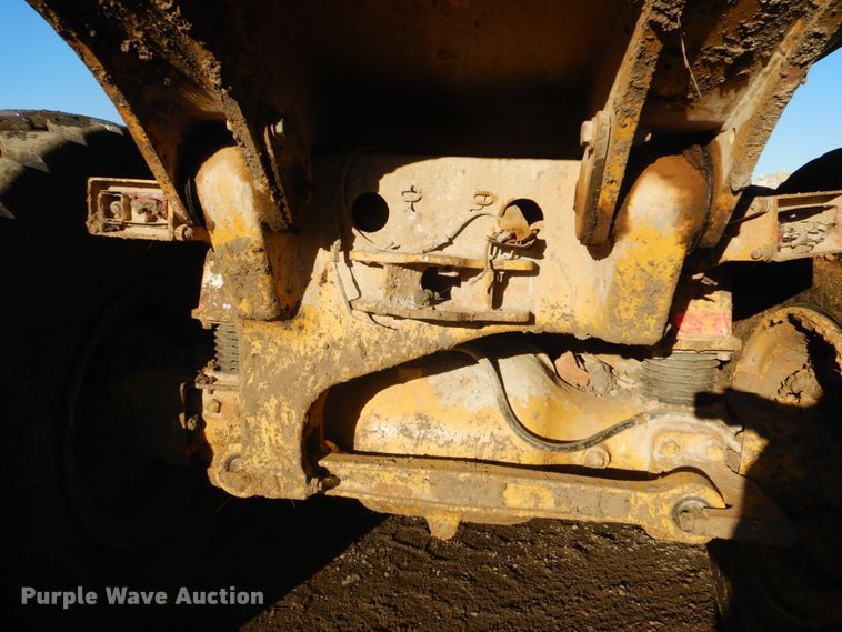 image for item DI2392 2003 Caterpillar 730 haul truck