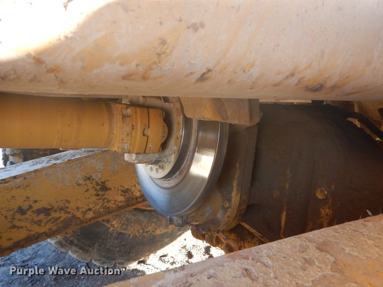 image for item DI2392 2003 Caterpillar 730 haul truck