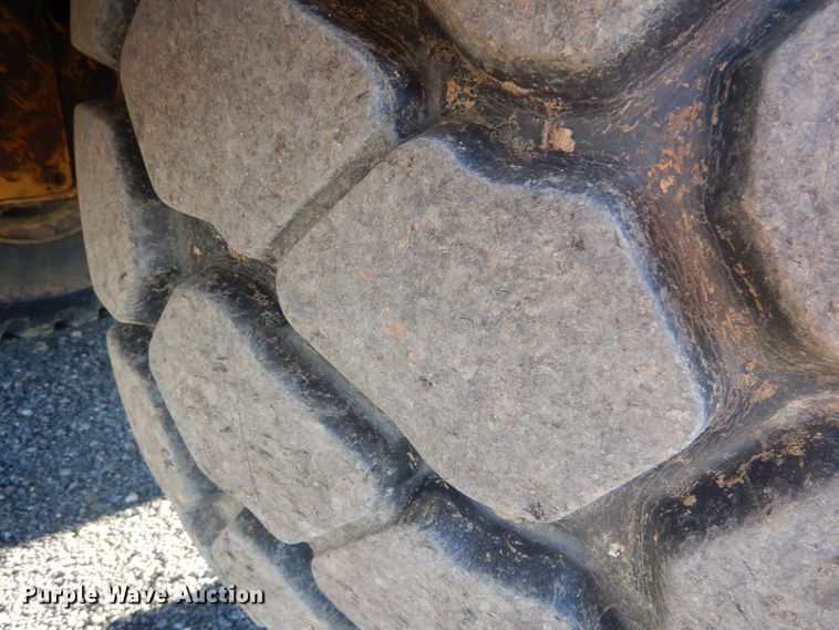 image for item DI2392 2003 Caterpillar 730 haul truck