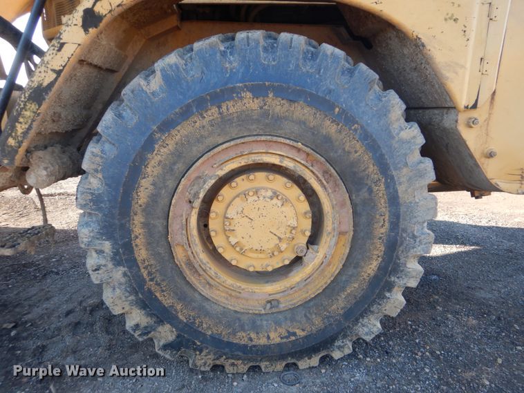 image for item DI2392 2003 Caterpillar 730 haul truck