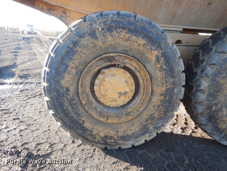 image for item DI2392 2003 Caterpillar 730 haul truck