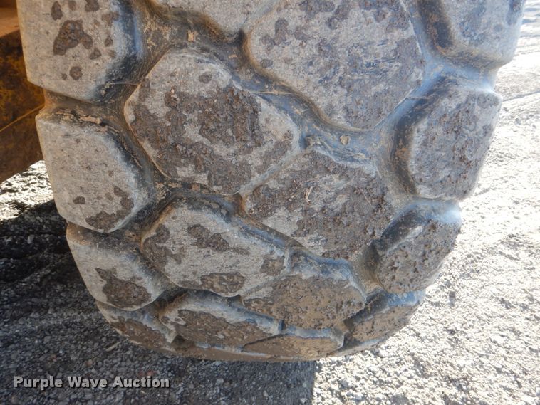 image for item DI2392 2003 Caterpillar 730 haul truck