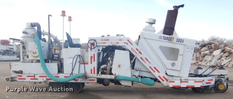 image for item DI2394 2006 Target 3804 road grinder