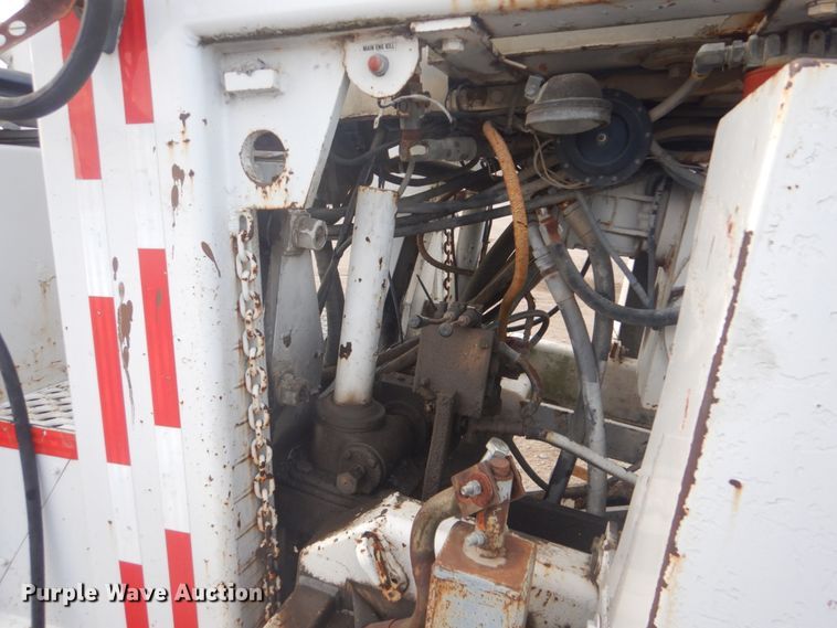 image for item DI2394 2006 Target 3804 road grinder