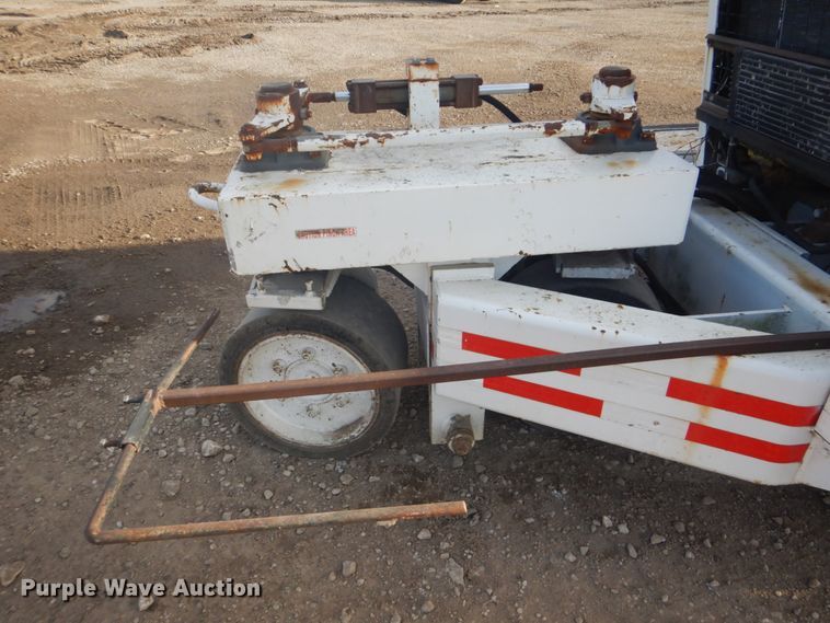 image for item DI2394 2006 Target 3804 road grinder