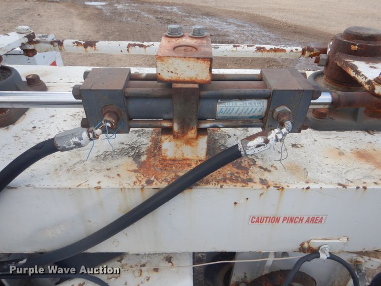 image for item DI2394 2006 Target 3804 road grinder