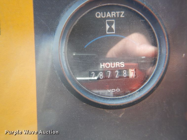 image for item DI2396 1997 Ford LTLA9000 well service truck