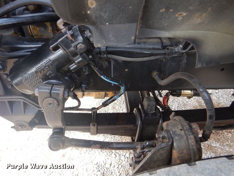 image for item DI2396 1997 Ford LTLA9000 well service truck