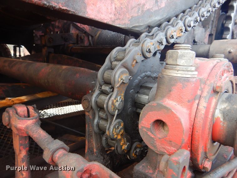 image for item DI2396 1997 Ford LTLA9000 well service truck