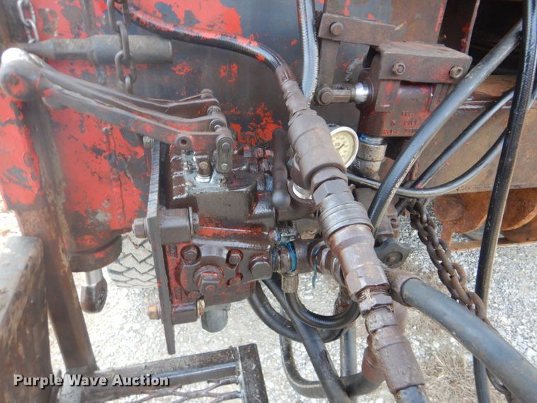 image for item DI2396 1997 Ford LTLA9000 well service truck