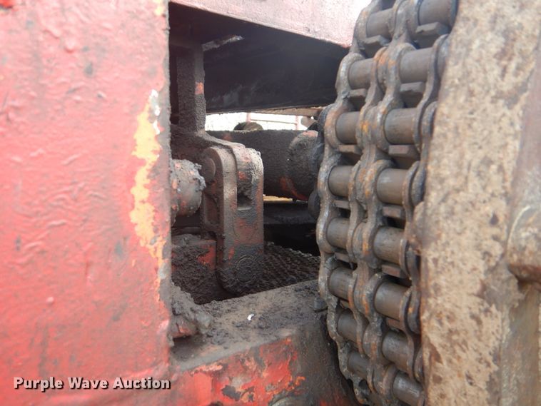 image for item DI2396 1997 Ford LTLA9000 well service truck