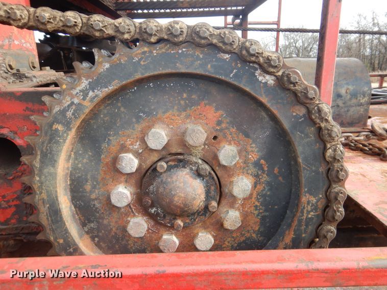 image for item DI2396 1997 Ford LTLA9000 well service truck