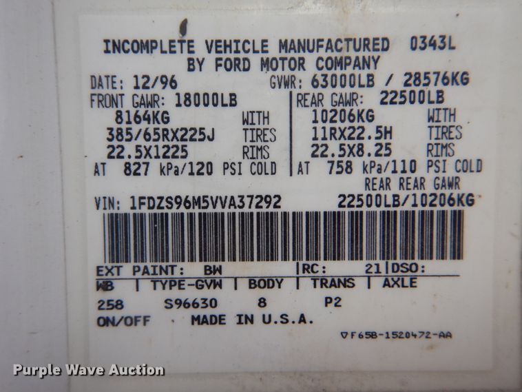 image for item DI2396 1997 Ford LTLA9000 well service truck