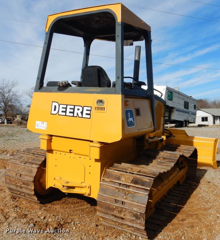 image for item DI2408 2005 John Deere 450J LGP dozer