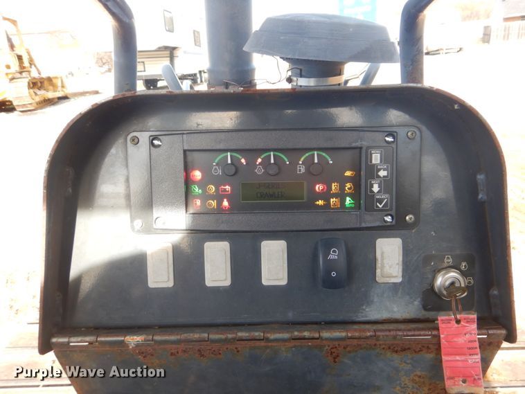 image for item DI2408 2005 John Deere 450J LGP dozer