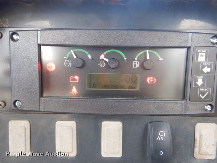 image for item DI2408 2005 John Deere 450J LGP dozer