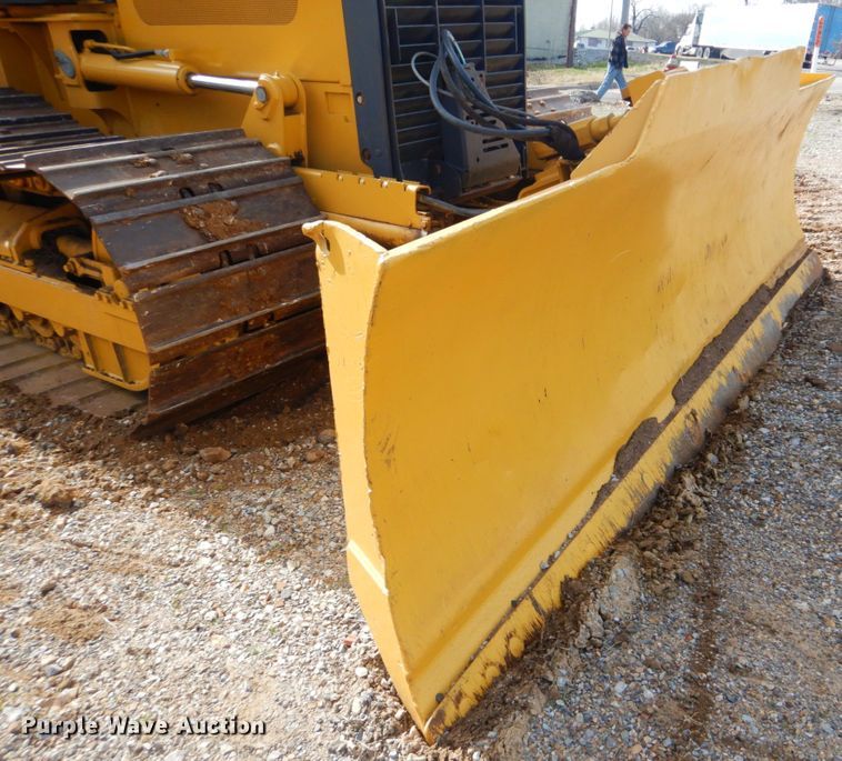image for item DI2408 2005 John Deere 450J LGP dozer