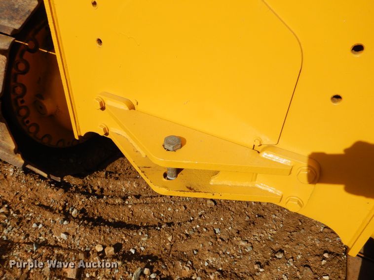 image for item DI2408 2005 John Deere 450J LGP dozer