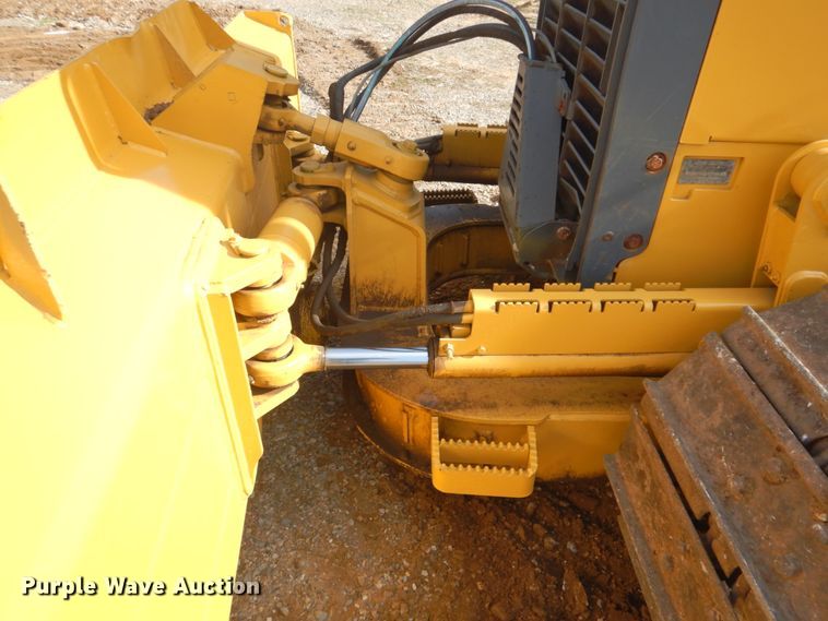 image for item DI2408 2005 John Deere 450J LGP dozer