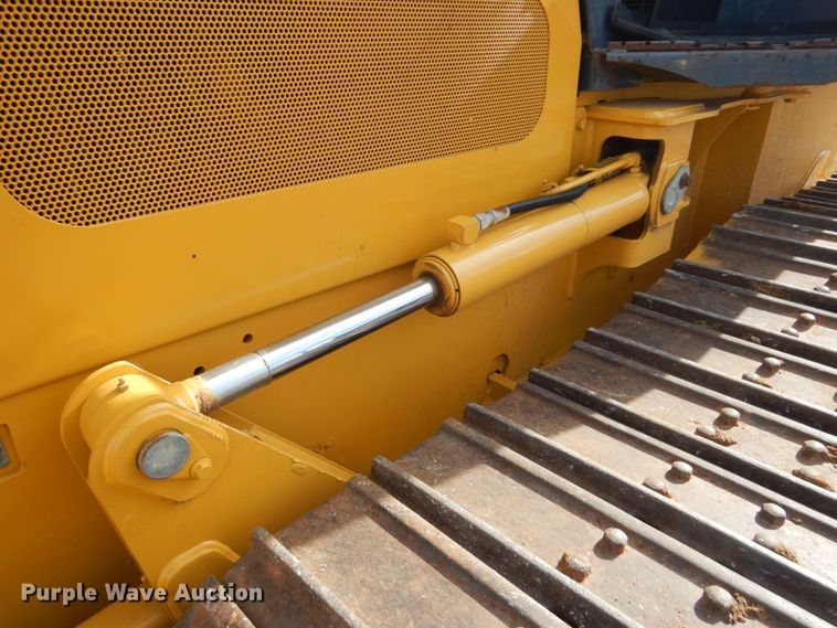 image for item DI2408 2005 John Deere 450J LGP dozer