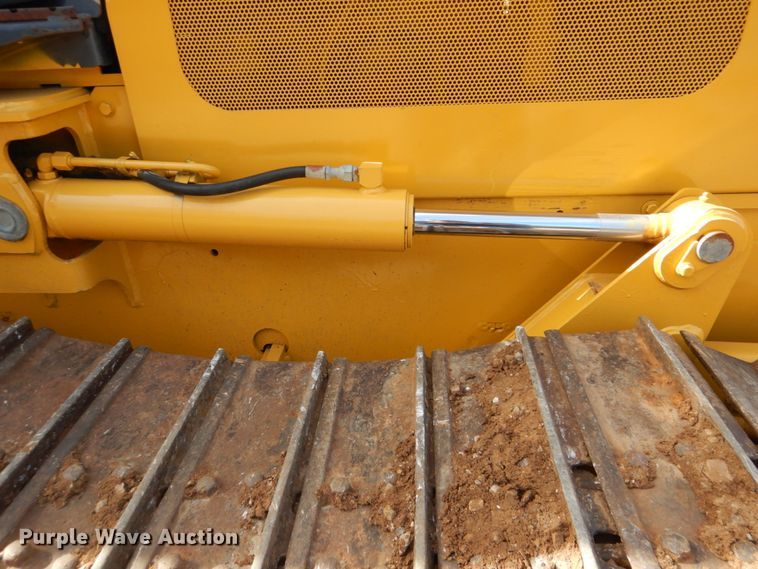 image for item DI2408 2005 John Deere 450J LGP dozer