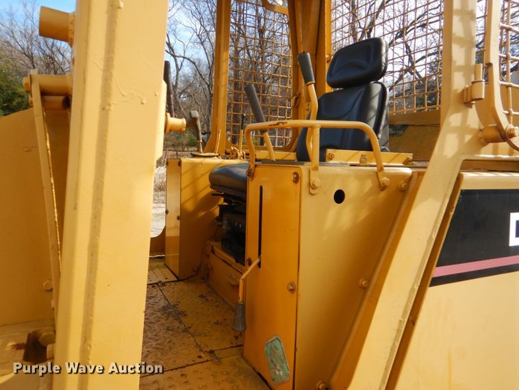 image for item DI2409 1993 Caterpillar D5C dozer