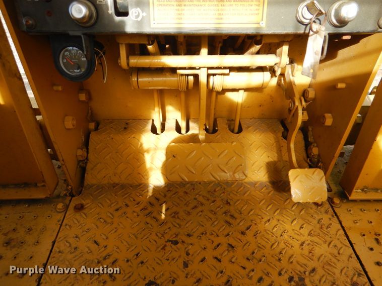 image for item DI2409 1993 Caterpillar D5C dozer