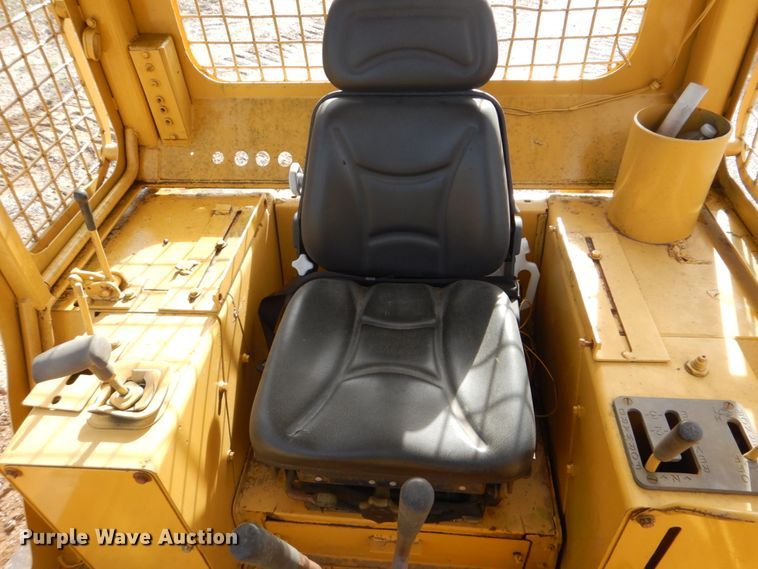 image for item DI2409 1993 Caterpillar D5C dozer