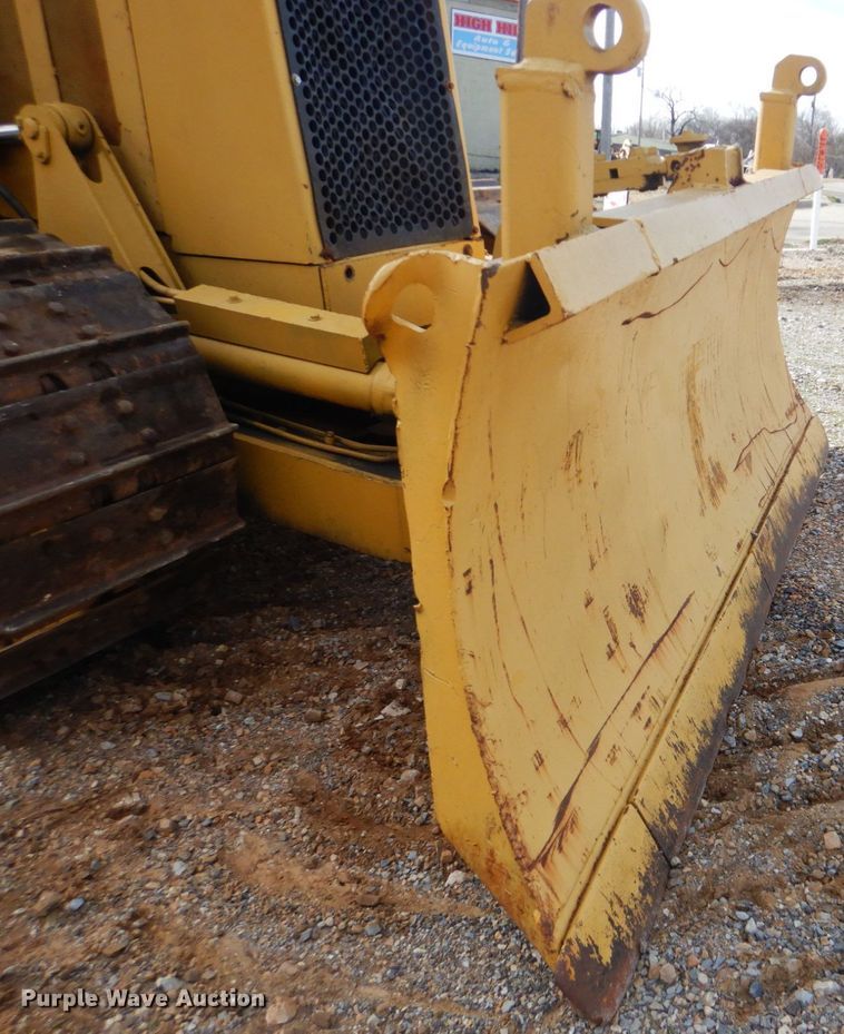 image for item DI2409 1993 Caterpillar D5C dozer
