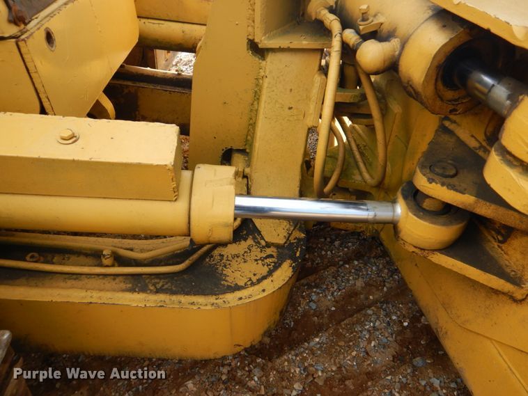 image for item DI2409 1993 Caterpillar D5C dozer