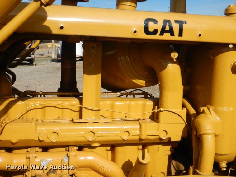image for item DI2410 1976 Caterpillar D5 dozer