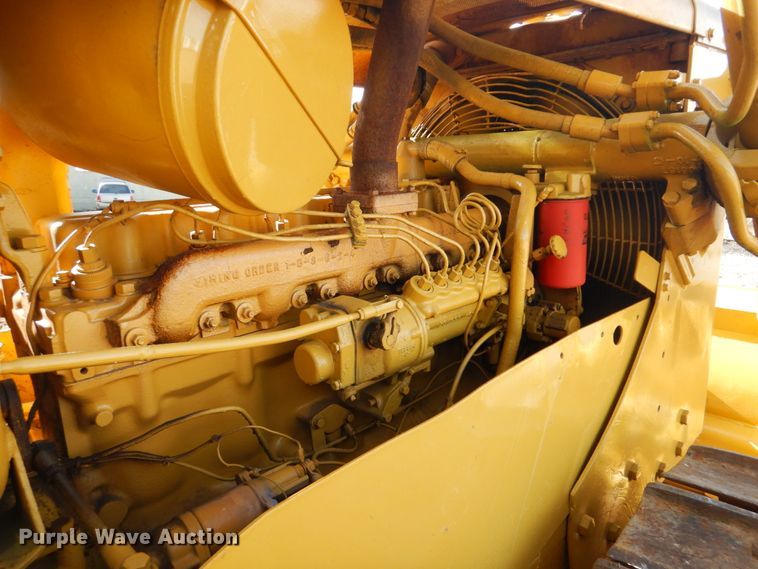 image for item DI2410 1976 Caterpillar D5 dozer