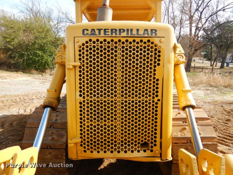 image for item DI2410 1976 Caterpillar D5 dozer