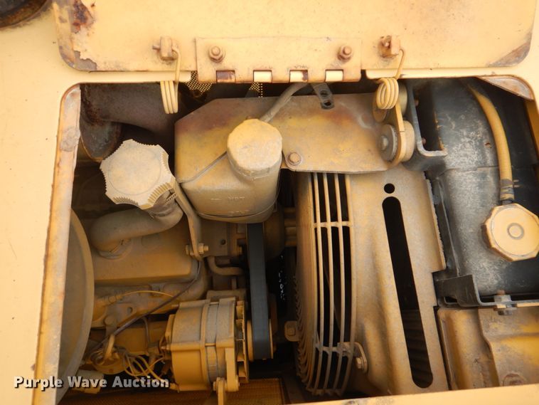 image for item DI2411 1999 John Deere 650G LGP Series IV dozer