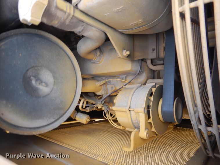 image for item DI2411 1999 John Deere 650G LGP Series IV dozer