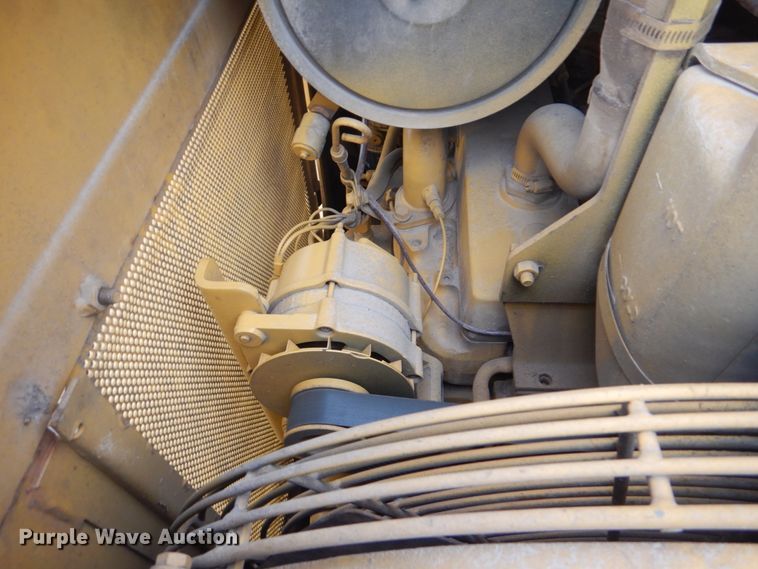 image for item DI2411 1999 John Deere 650G LGP Series IV dozer