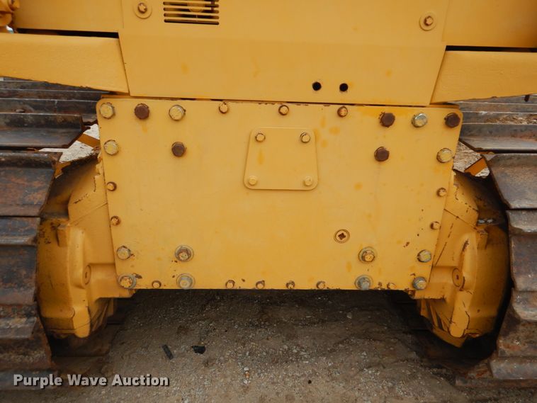 image for item DI2411 1999 John Deere 650G LGP Series IV dozer