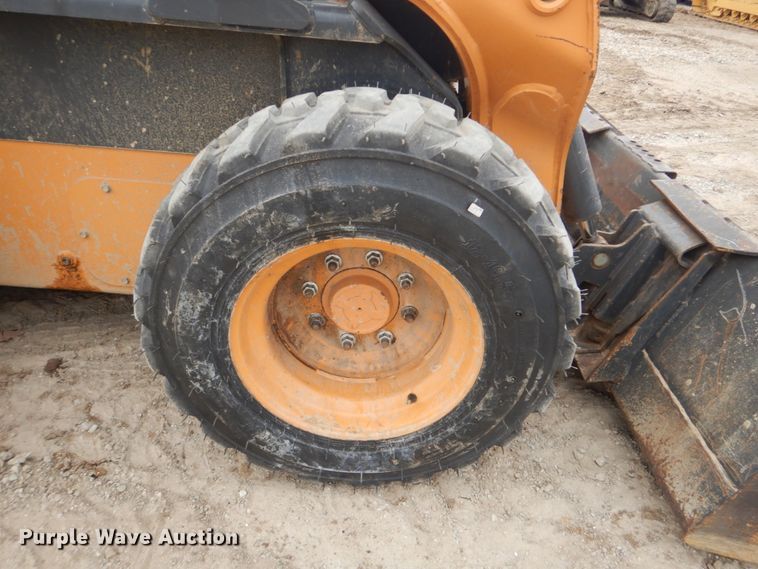 image for item DI2413 2014 Case SV250 skid steer