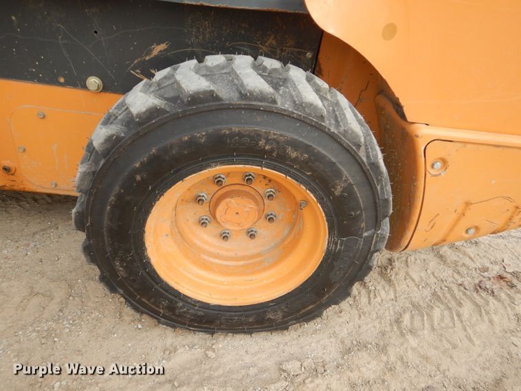 image for item DI2413 2014 Case SV250 skid steer