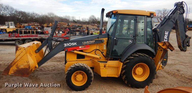 image for item DI2414 2014 John Deere 310SK backhoe