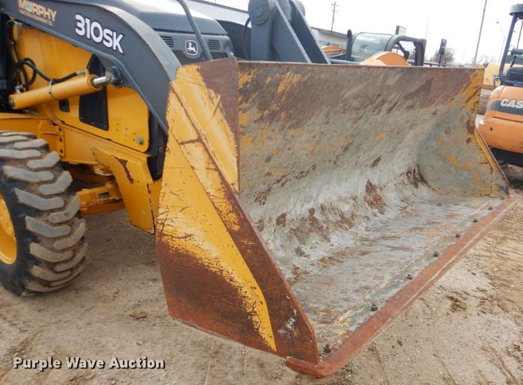 image for item DI2414 2014 John Deere 310SK backhoe