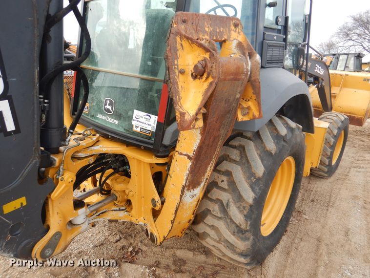 image for item DI2414 2014 John Deere 310SK backhoe