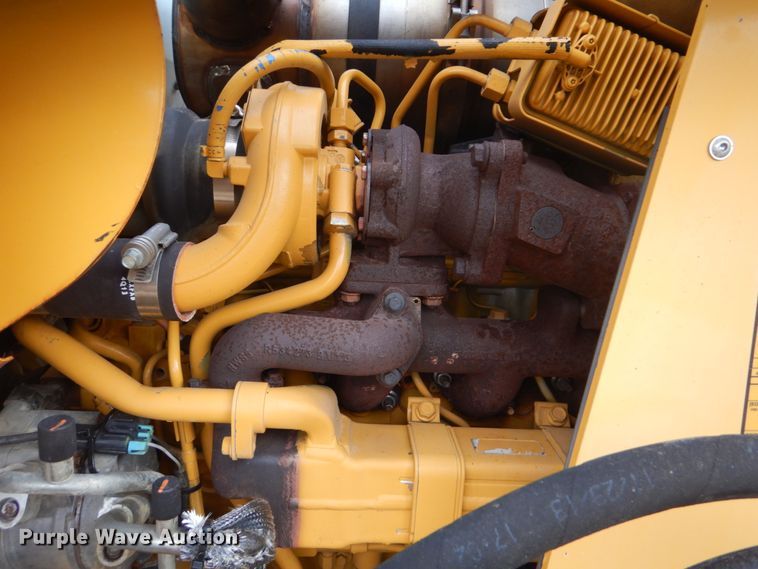 image for item DI2414 2014 John Deere 310SK backhoe