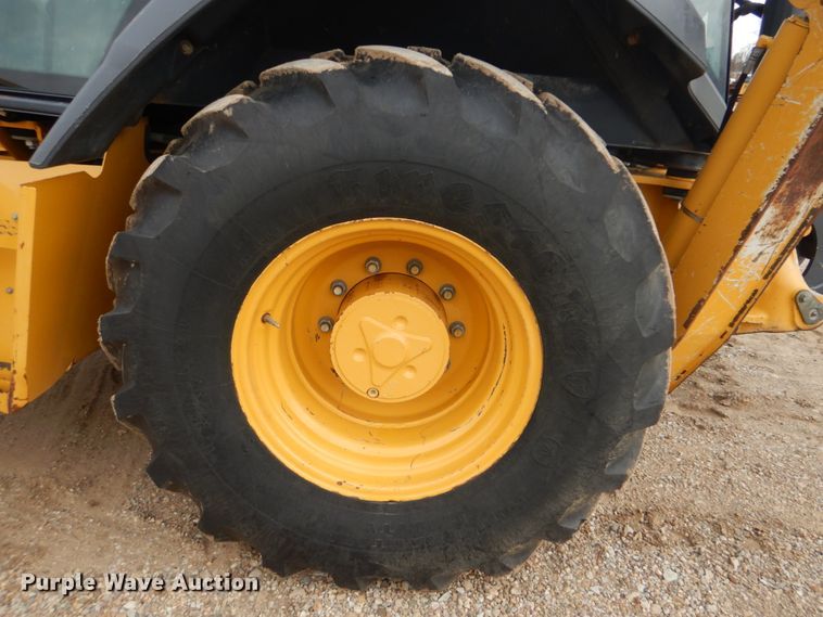 image for item DI2414 2014 John Deere 310SK backhoe