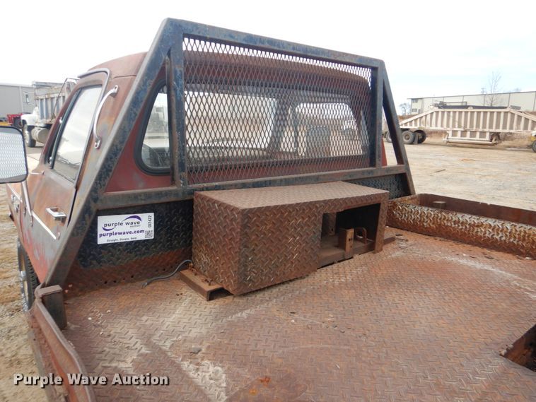 image for item DI2422 1982 Dodge W150 flatbed pickup truck