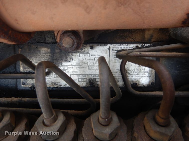 image for item DI2423 1985 Mack R686S1 dump truck