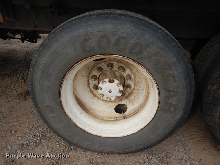 image for item DI2423 1985 Mack R686S1 dump truck