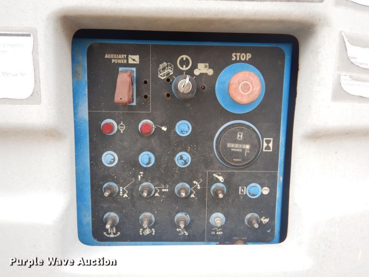 image for item DI2426 1994 Genie Z45/22 boom lift