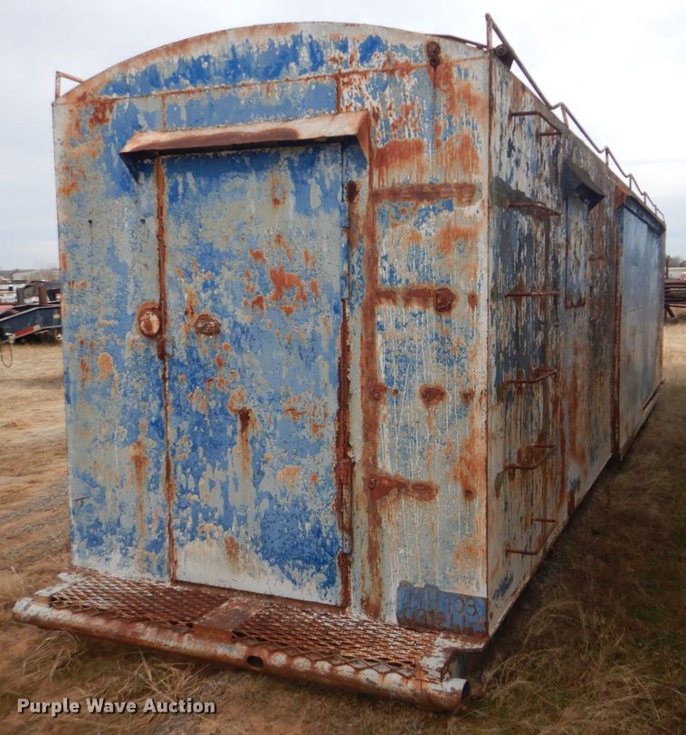 image for item DI2431 Oilfield dog house