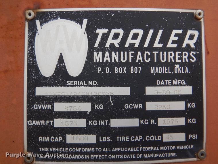 image for item DI2432 1986 WW Trailer livestock trailer